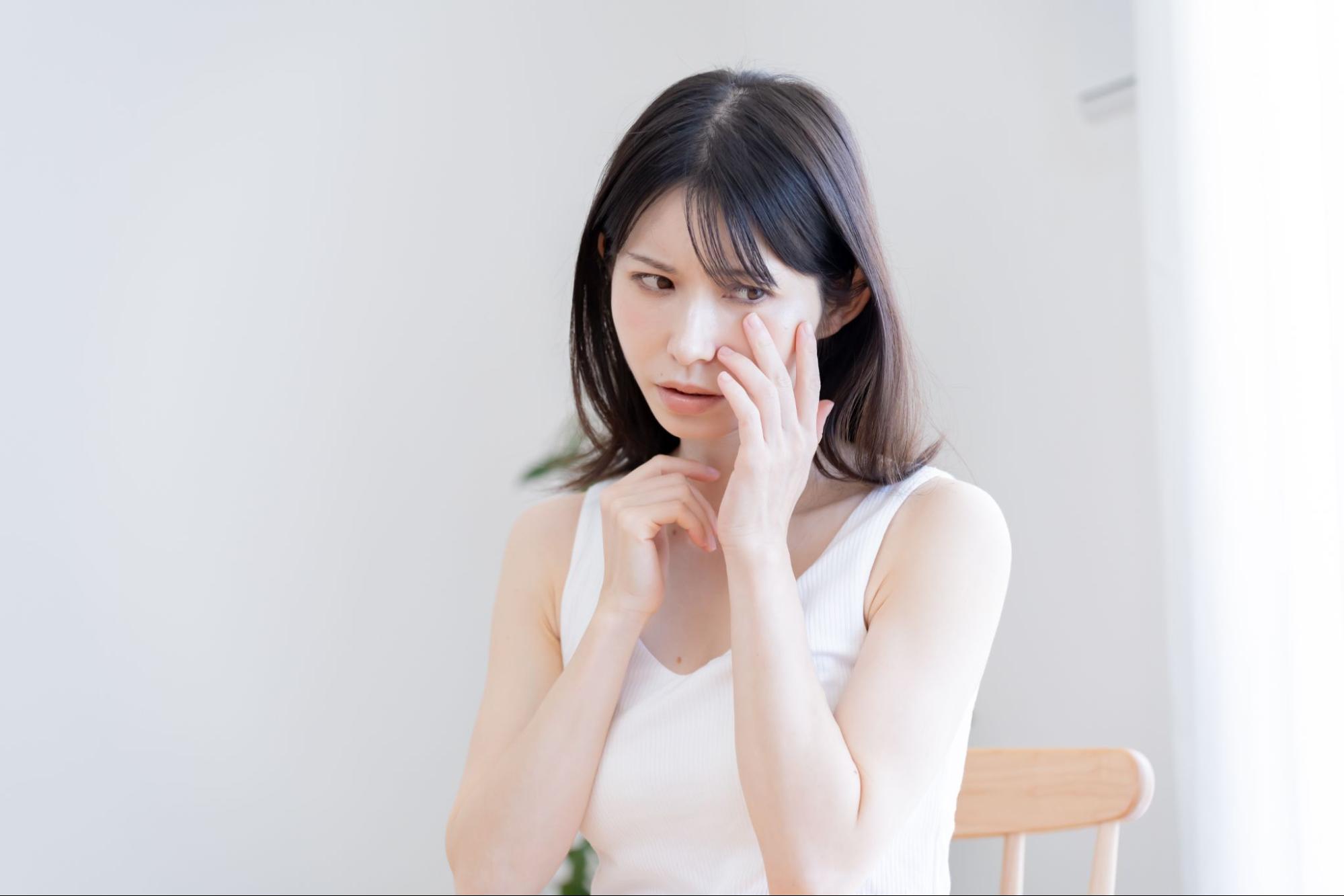 クマ取り 腫れ ひどい